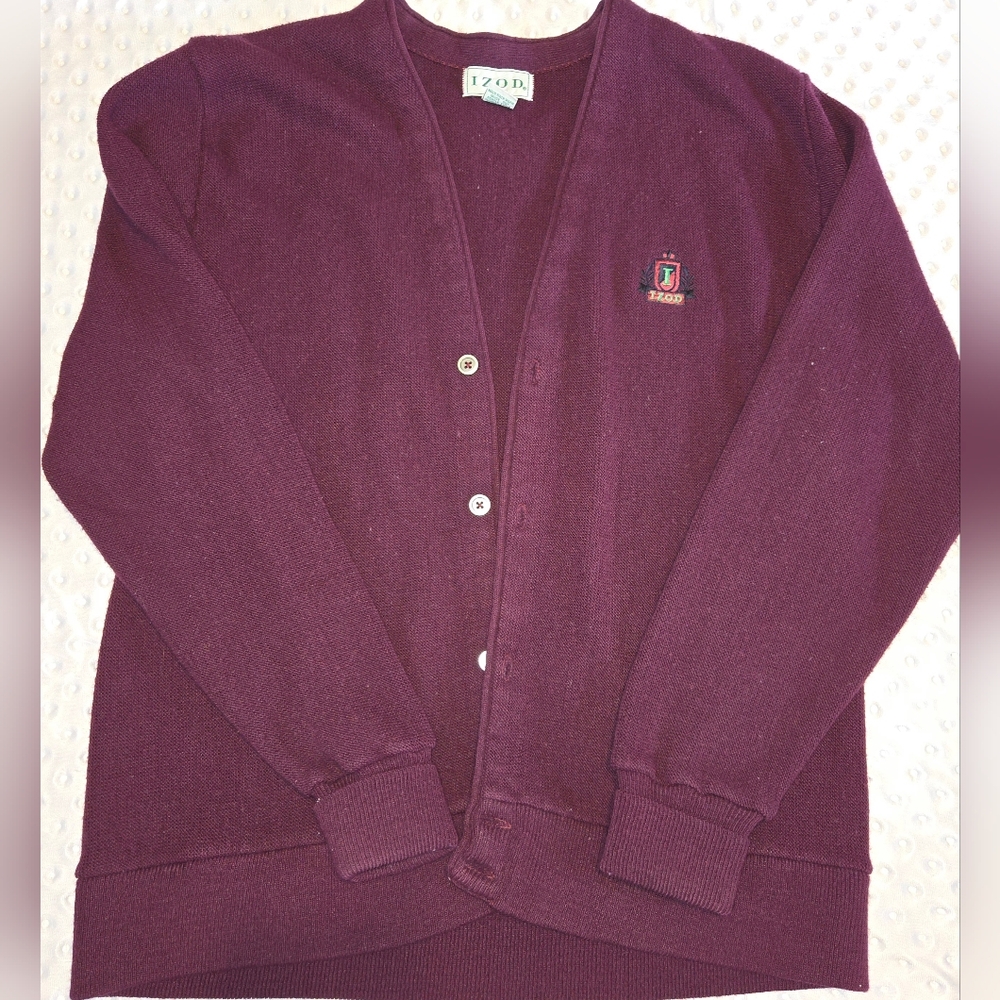 IZOD Vintage Large Knit Burgundy Sweater 4 Button Folded Cuffs Harry Potter Vibe